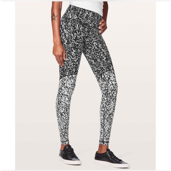 lululemon athletica Pants - Lululemon 4 Wunder Pant High Rise Black White Polar Shift Pattern Leggings